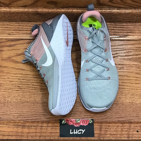 Nike Metcon DSX Flyknit 2 Matte Silver White Pink - Picture 5 of 9